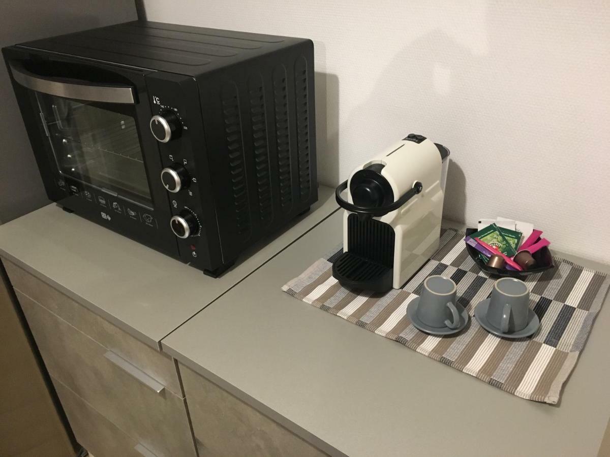 Saint-Pierre-le-Moûtier Charmant T2 Rdc Dans Residence Avec Parc Arbore מראה חיצוני תמונה
